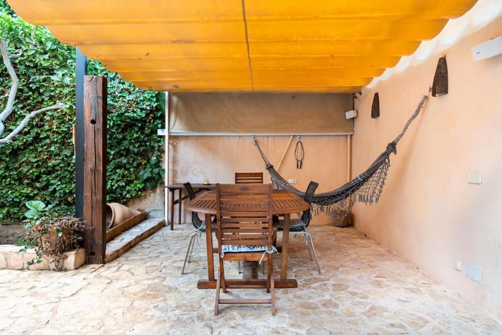 Vakantiehuis Es Llimoner - Charming House In *
