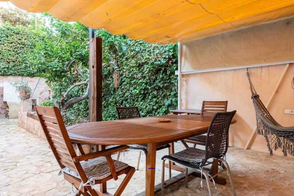 Vakantiehuis Es Llimoner - Charming House In *